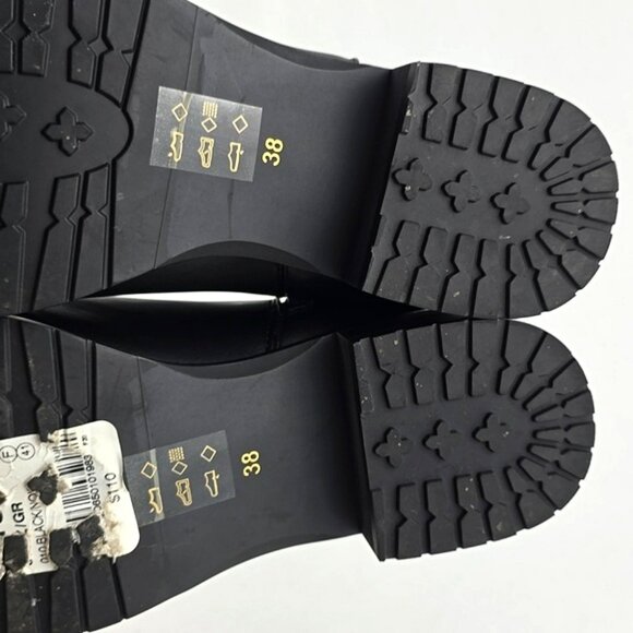 Le Chateau Women's Black Faux Leather Ankle Boots Block Heel Side Zip Size 38 - Picture 12 of 14